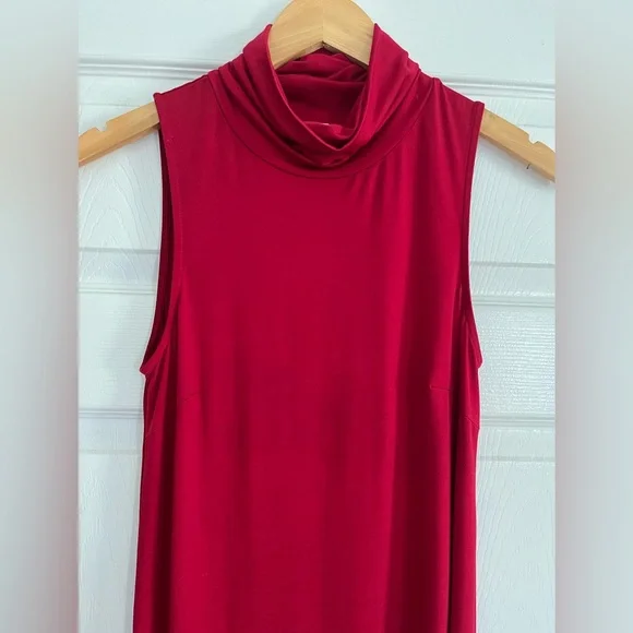 🌷Julie Brown dress Burgundy color turtleneck - Picture 2 of 9